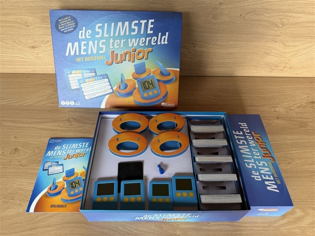 De slimste mens ter wereld junior - S7166, Hobby en Vrije tijd, Gezelschapsspellen | Bordspellen, Ophalen of Verzenden, Zo goed als nieuw