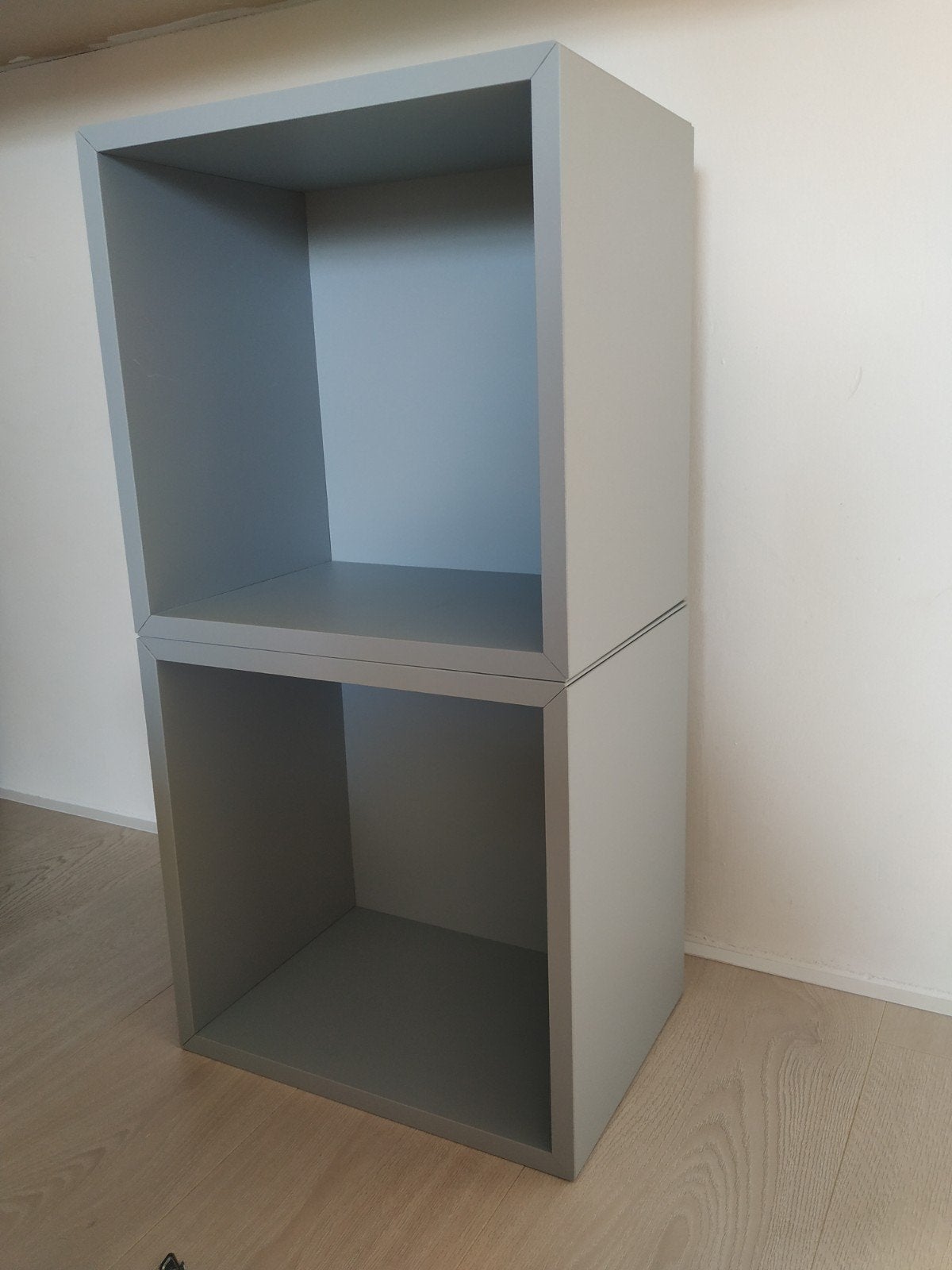 EKET ikea grijs/blauw 35/35/25 met ophangsysteem, Ophalen, Zo goed als nieuw