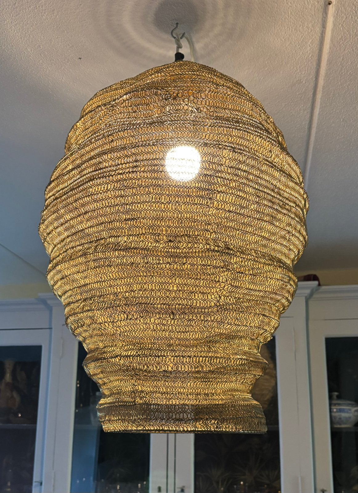 Grote metalen bijenkorf model lamp, Ophalen of Verzenden, Zo goed als nieuw