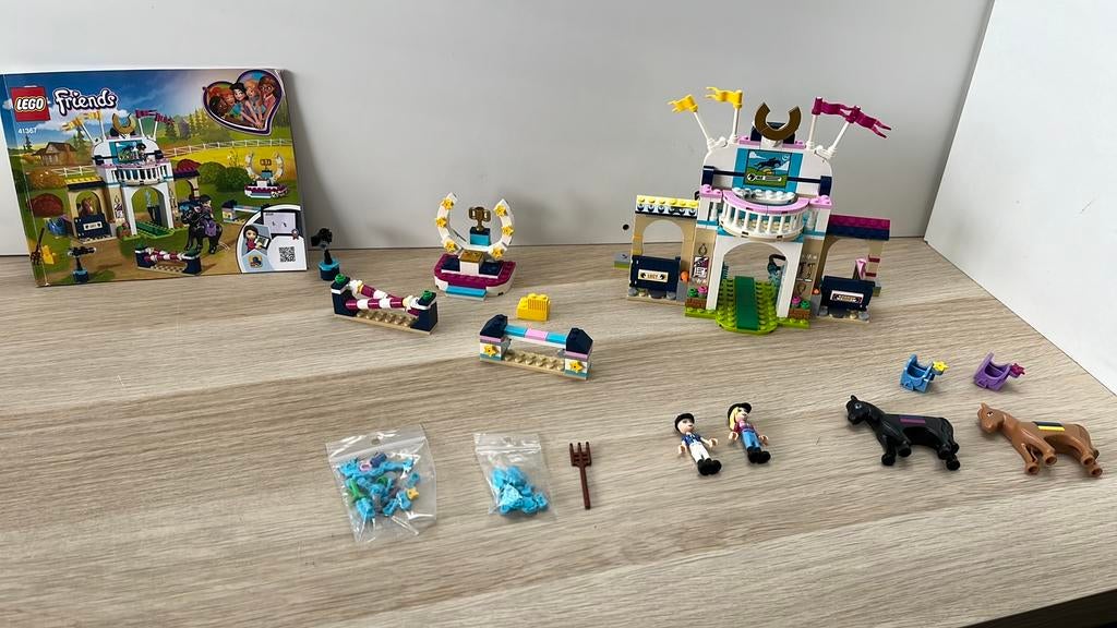 Lego Friends 41367 Stephanie’s Horse Jumping, Ophalen of Verzenden, Gebruikt, Complete set, Lego