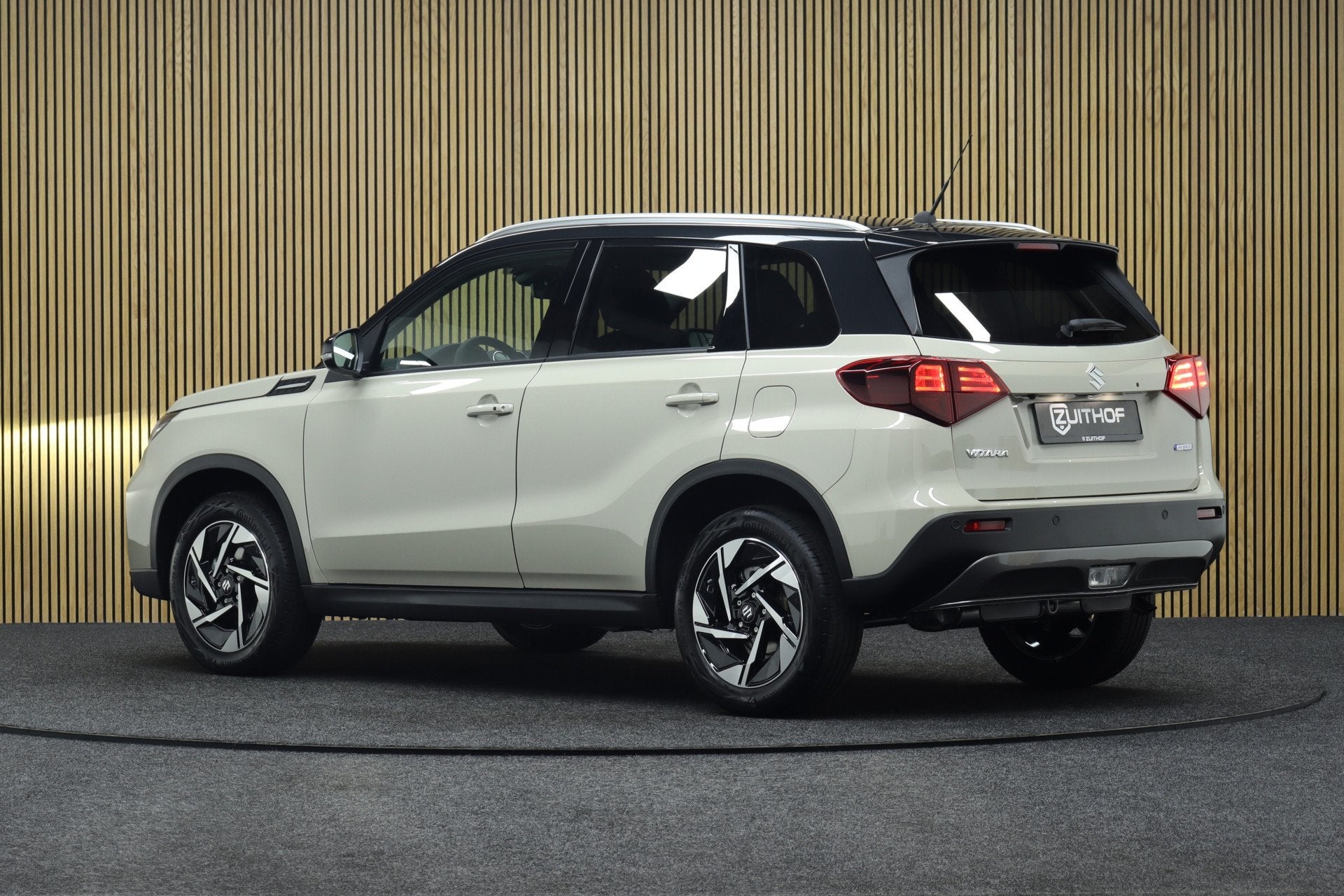 Suzuki Vitara 1.4 Boosterjet Smart Hybrid Style | Adaptive-c, Auto's, Suzuki, Dealer onderhouden, Gebruikt, Zwart, 4 cilinders