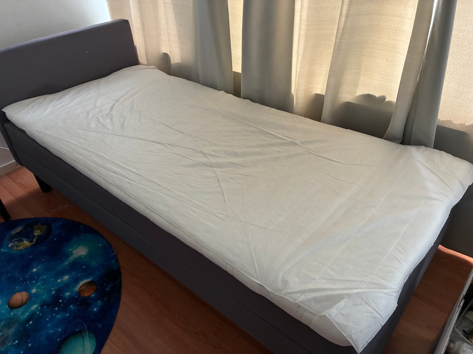 Ikea single apholstered bed with headboard, Ophalen, Gebruikt, 90 cm, Eenpersoons
