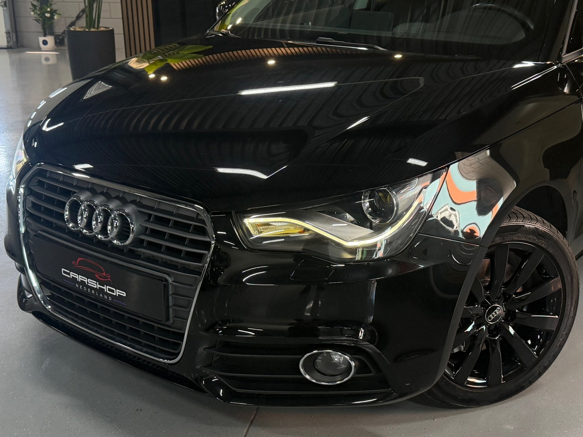 Audi A1 Sportback 1.4 TFSI 140PK Pro Line S AUTOMAAT/CRUISE, Auto's, Audi, Stof, Zwart, 4 cilinders, 4 stoelen
