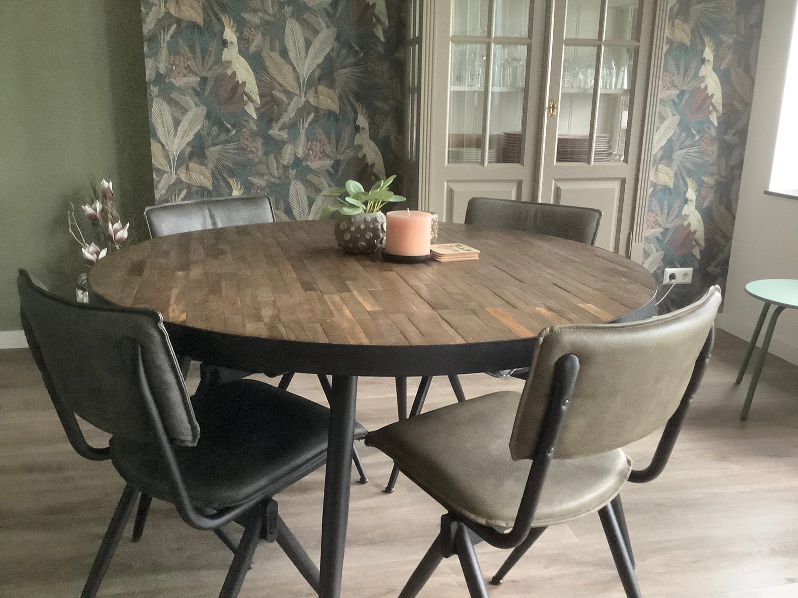 Ronde eettafel Vic van WOOOD doorsnee 120 cm, Ophalen, Gebruikt, 100 tot 150 cm, Vier personen