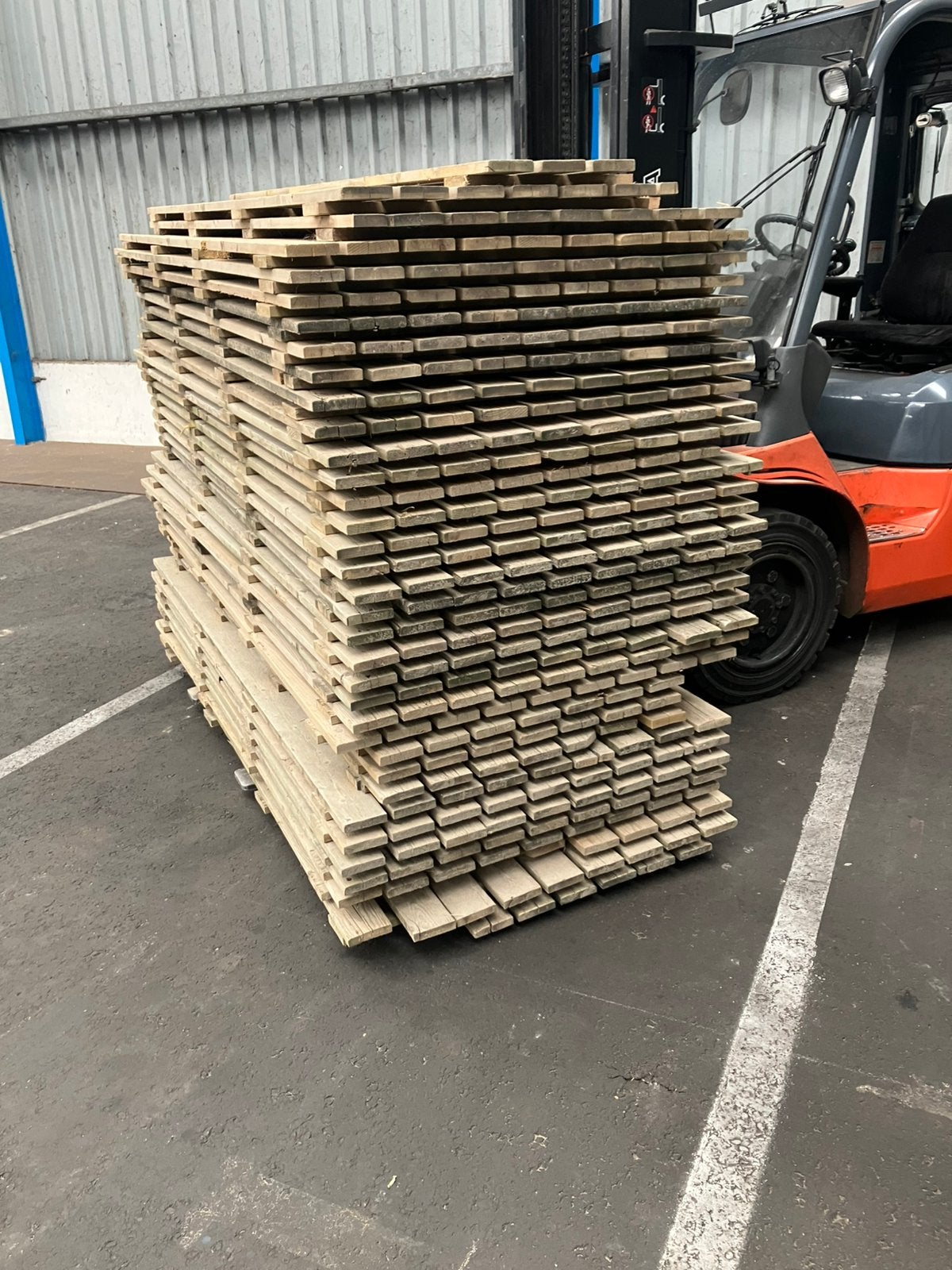Vlonder (gewolmaniseerd), Ophalen of Verzenden, Zo goed als nieuw, 250 cm of meer, Planken