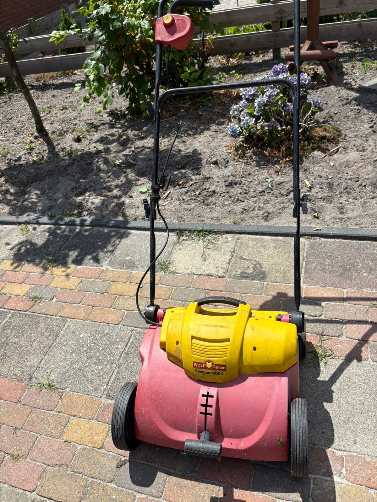 Verticuteer machine in nette staat, Ophalen, Zo goed als nieuw, Elektrisch