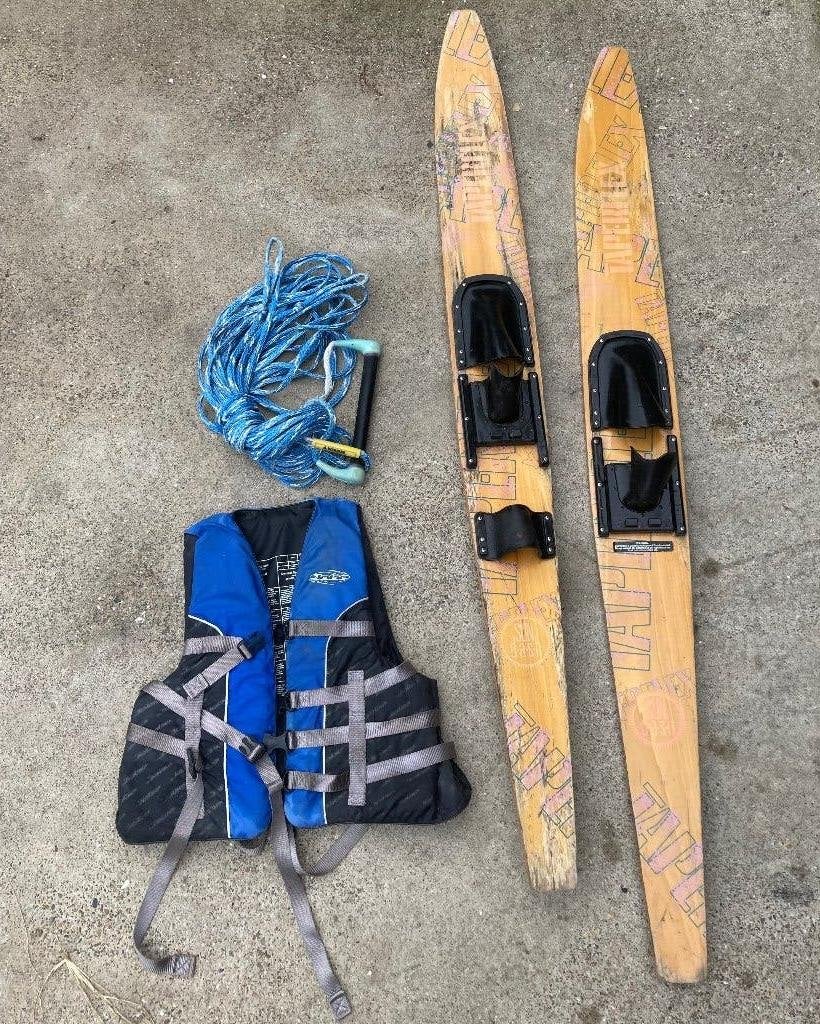 Waterski set, Ophalen, Gebruikt, Waterski's, Met zwemvest(en)