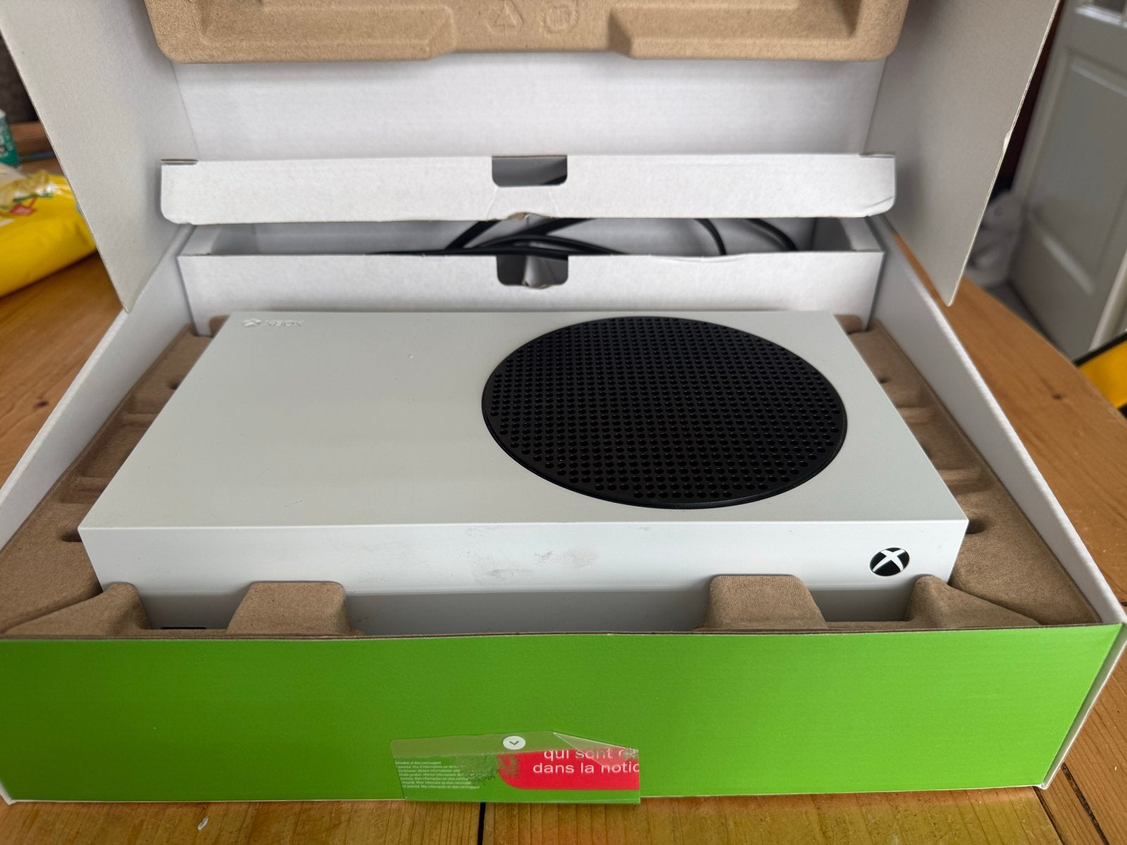 Foto 8 van Xbox Series S met controller - Zo goed als nieuw