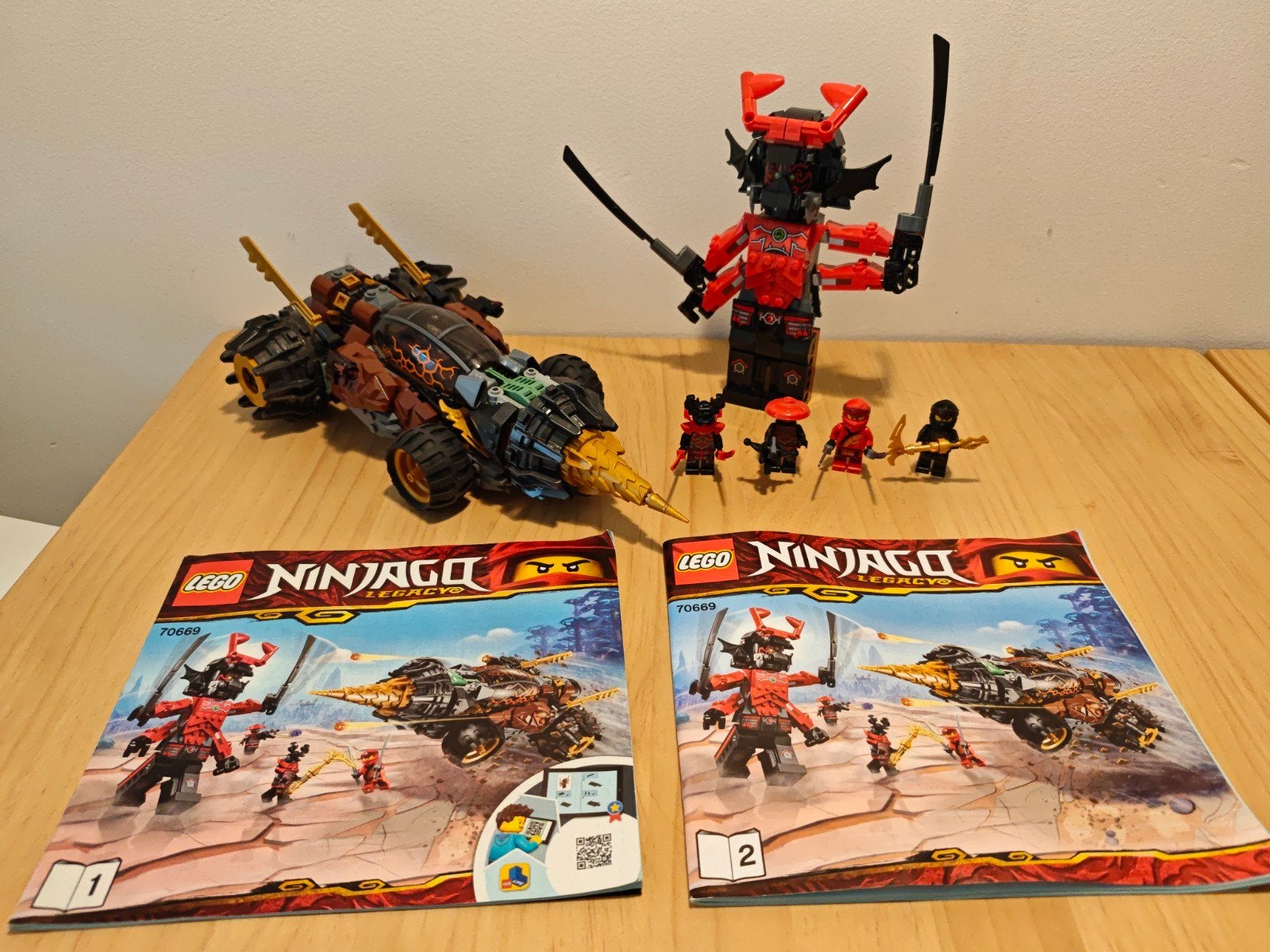 Lego Ninjago 70669 Cole's Aardboor - Nieuwstaat, Lego, Ophalen of Verzenden, Zo goed als nieuw, Inclusief accessoires