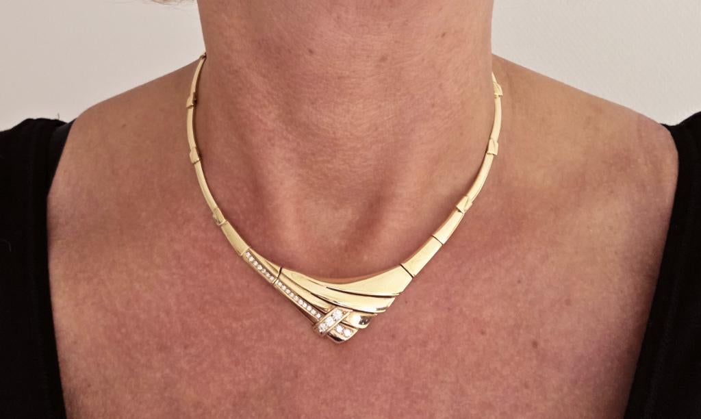 Gouden vintage ketting Diamonde met diamant hanger. 2025/435