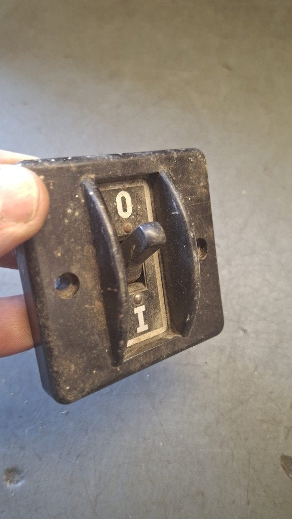 bakeliet schakelaar inbouwschakelaar oud, Doe-het-zelf en Verbouw, Ophalen of Verzenden, Gebruikt, Schakelaar