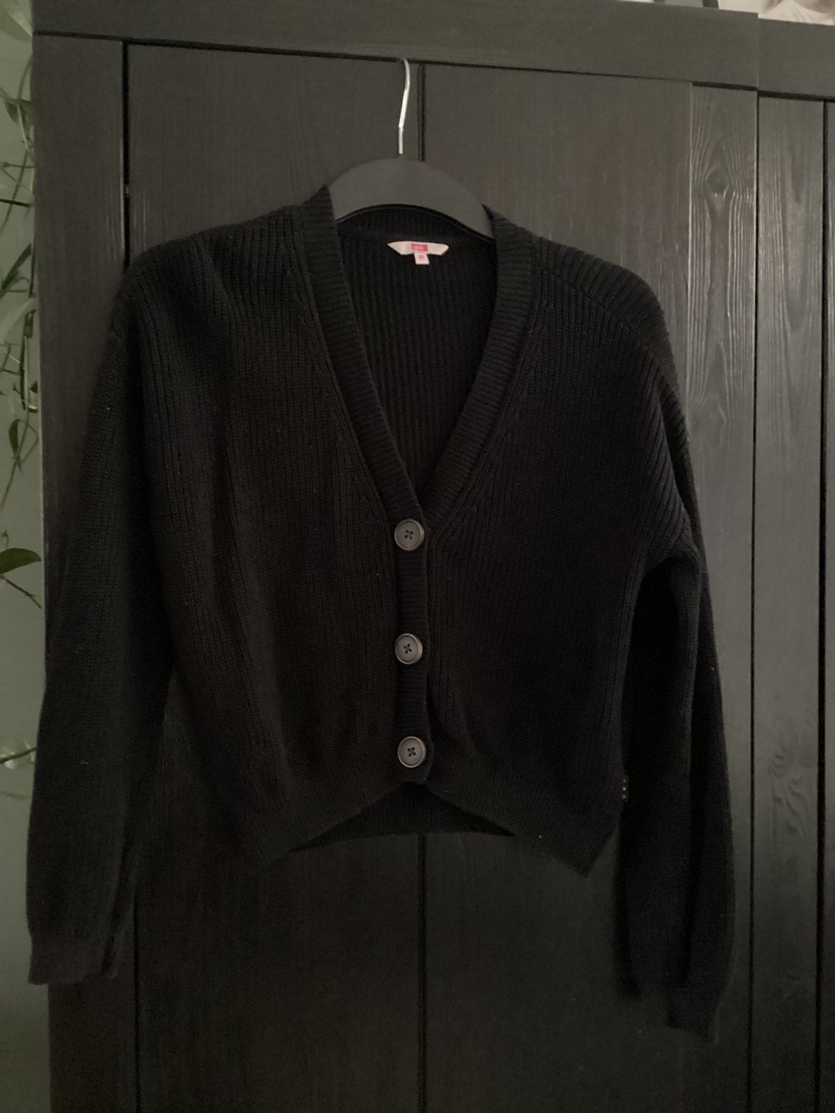 Vest zwart gebreid  We Fashion 146/152 nieuwstaat, Ophalen of Verzenden, Zo goed als nieuw, Meisje, Trui of Vest