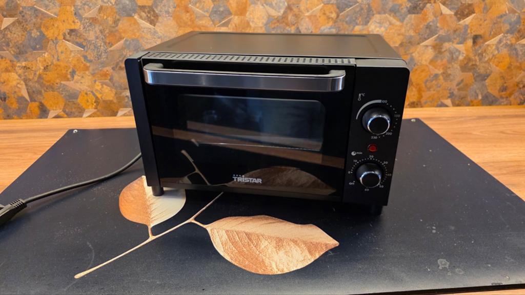 Mini oven Tristar OV-3615 800Watt, Witgoed en Apparatuur, Ovens, Ophalen of Verzenden, Zo goed als nieuw, Minder dan 45 cm, Minder dan 45 cm