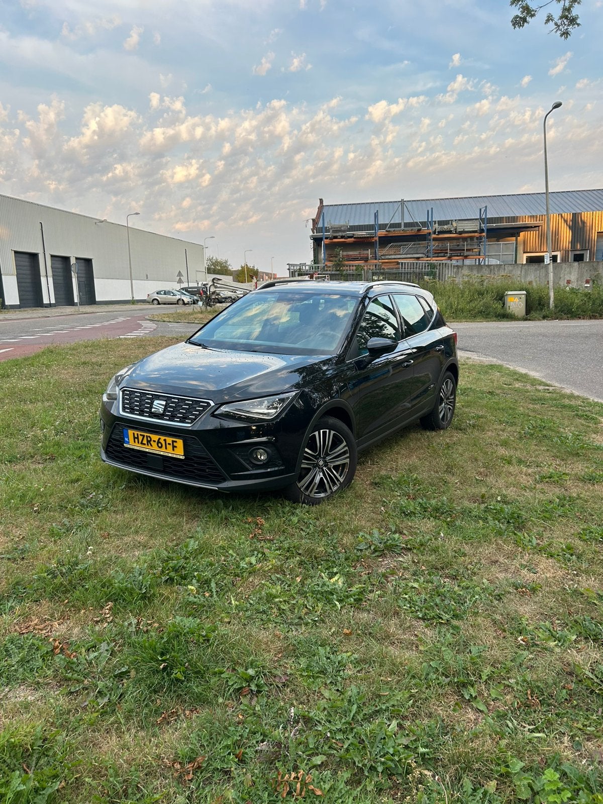 Seat Arona 1.0 TSI 115pk 2019 Zwart, Auto's, Stof, 1112 kg, Zwart, 115 pk