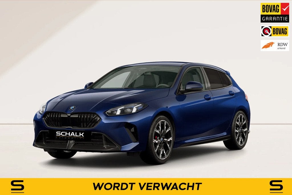 BMW 1-serie 120 M-Sport PRO|HUD|H&K|Iconic Glow|360 Cam|Gara, Auto's, Dealer onderhouden, Zwart, 156 pk, Blauw