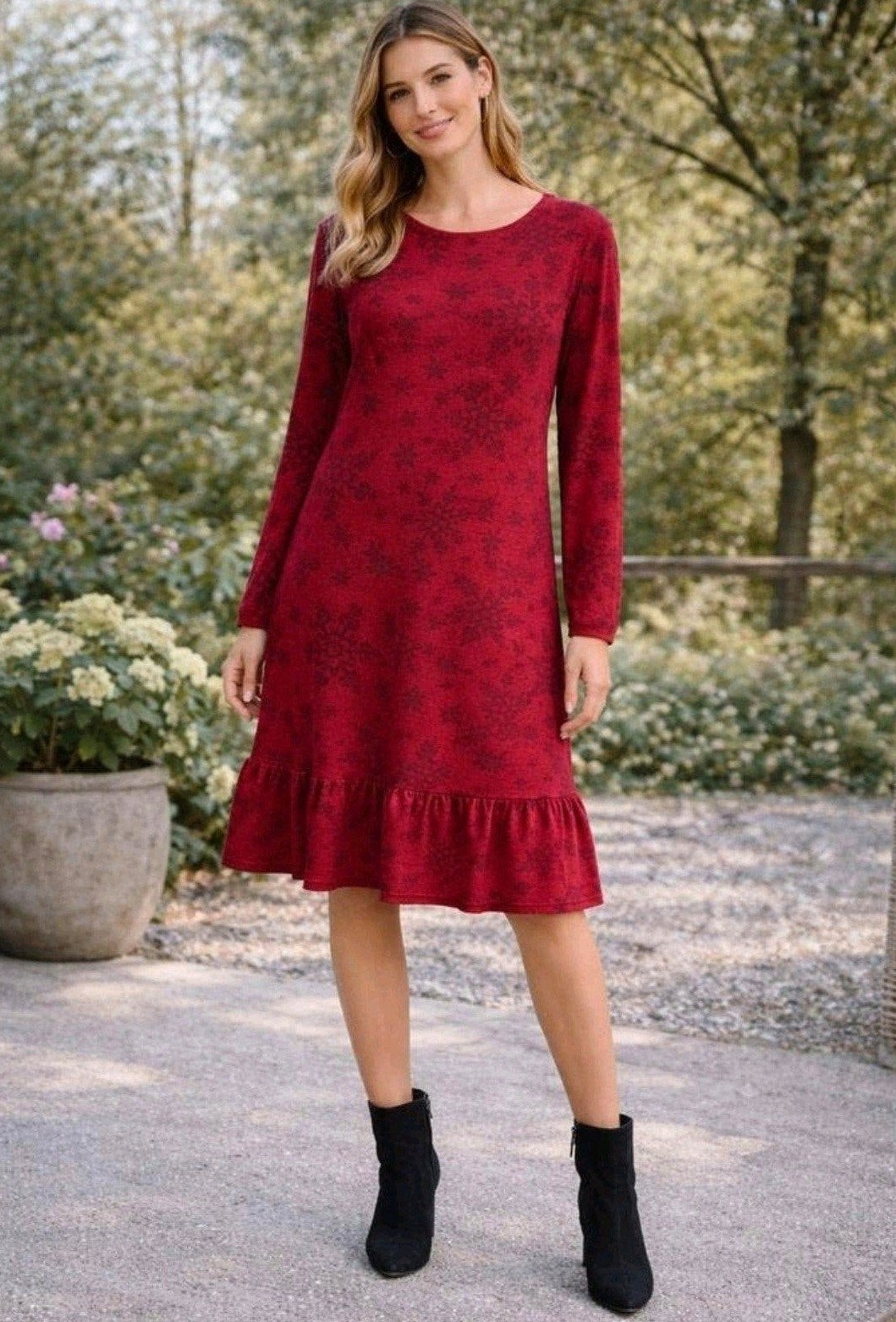 Bordeauxrode Velvet Jurk met Zwarte Print en Ruches - Maat M, Kleding | Dames, Maat 38/40 (M), Ophalen of Verzenden, Zo goed als nieuw