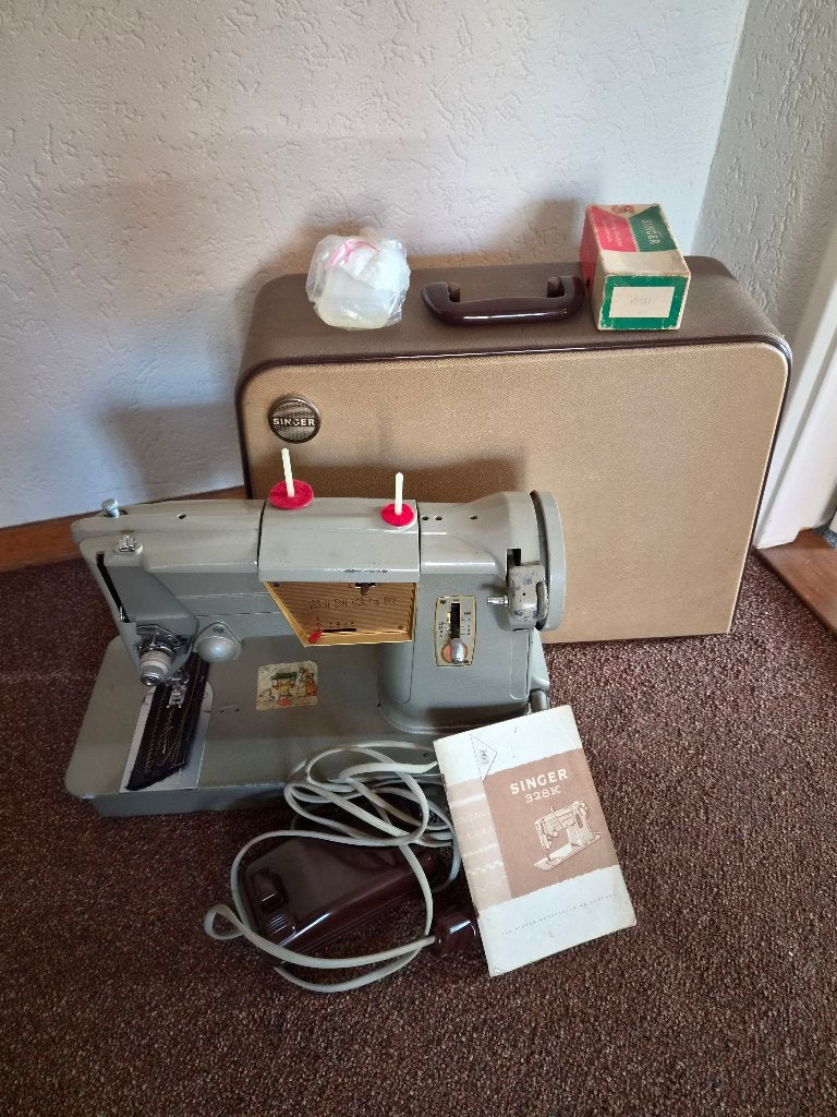 Naaimachine jaren 60, Ophalen, Gebruikt, Naaimachine, Singer