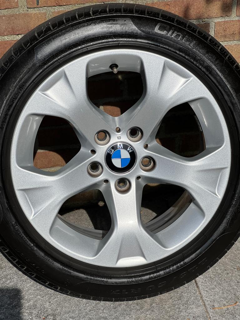 Velgensets Seat altea en bmw x3, Zakelijke goederen, 84 m², Huur, Overige bestemmingen