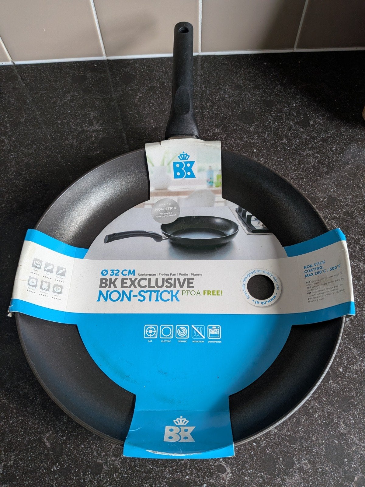 BK Exclusive Koekenpan - 32 cm - Nieuw, Koekenpan, Antiaanbaklaag, BK, Ophalen of Verzenden