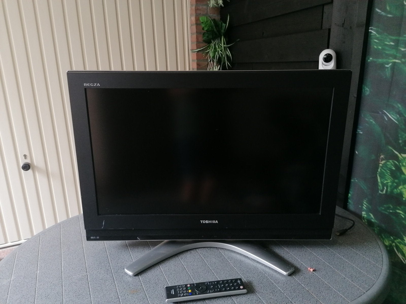 Toshiba Regza TV met afstandsbediening, Ophalen, 50 Hz, LCD, Gebruikt