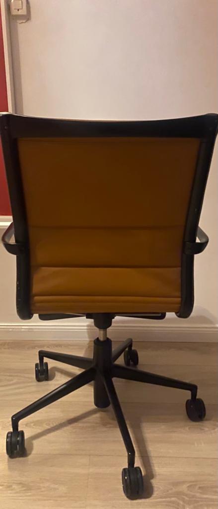 Luxe bureaustoel cognac/bruin, Huis en Inrichting, Bureaustoelen, Ophalen of Verzenden, Zo goed als nieuw, Bruin