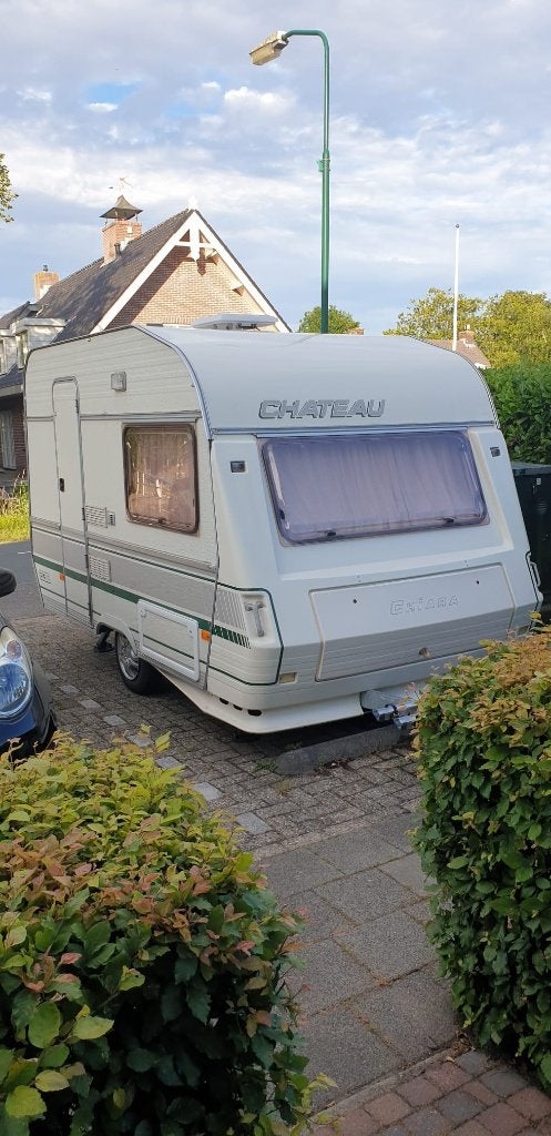Caravan Chateau Chiara 330, Chateau, Rondzit, Tot en met 2, Dwarsbed