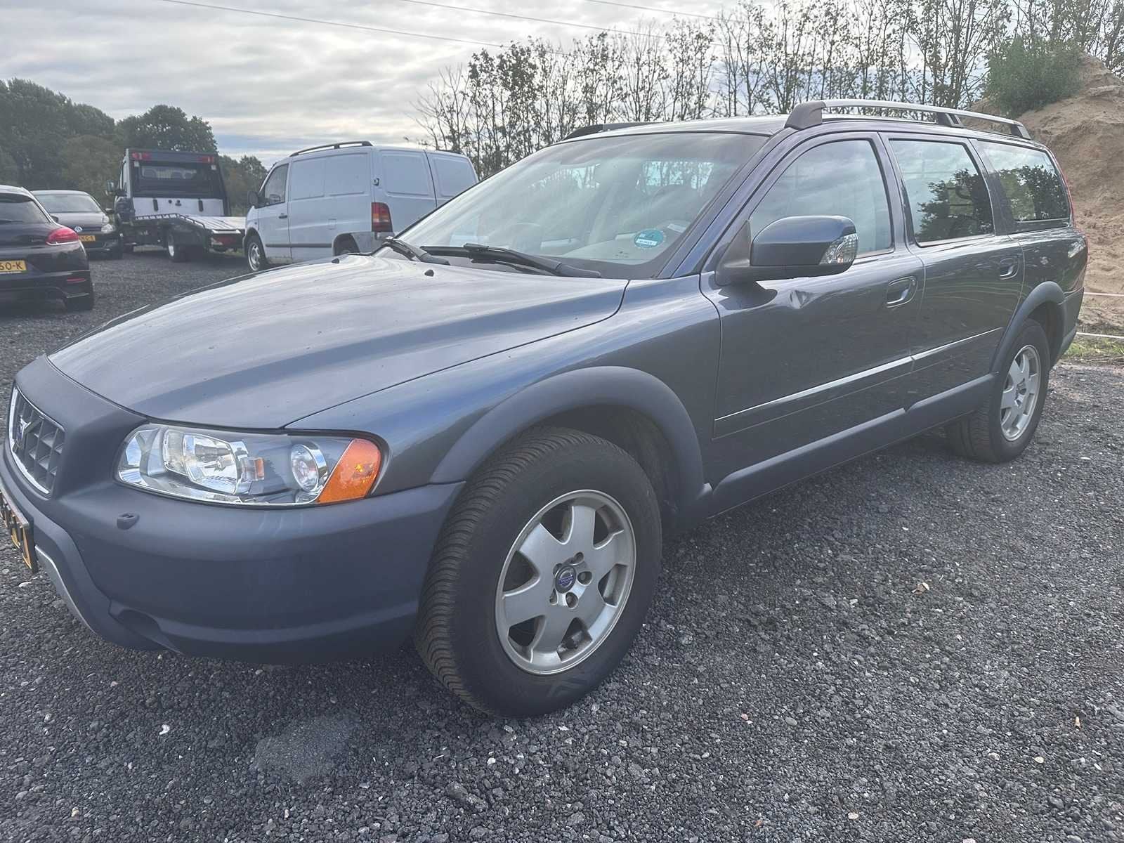 2006 - Volvo - XC70 - 2.5 T AUTOMAAT Summum - 44-TF-LX, Auto's, Automaat, XC70, 2521 cc, Origineel Nederlands