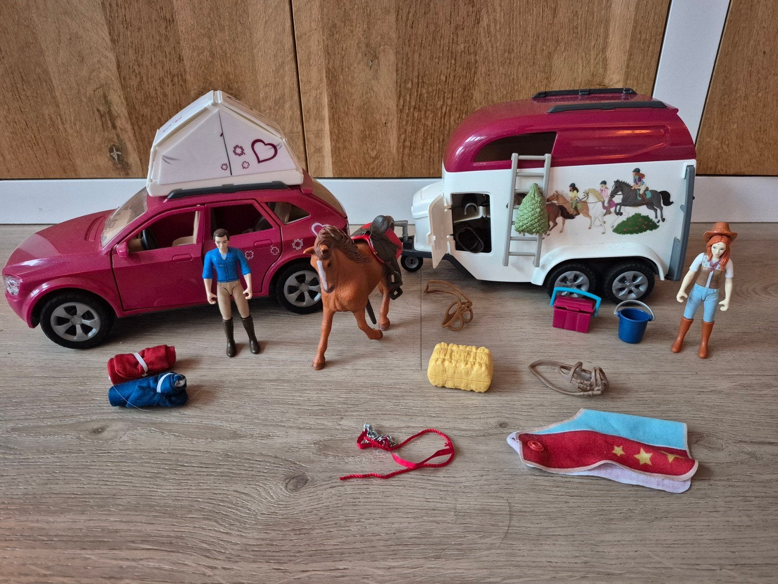 Schleich Horse Club Auto met Trailer en Accessoires, Ophalen of Verzenden, Zo goed als nieuw, Jongen of Meisje