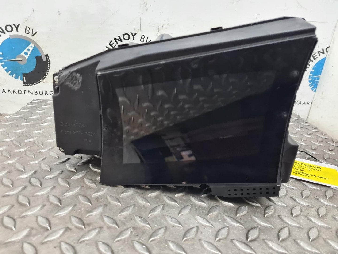 VOLVO XC90 XC90 T8 TWIN ENGINE INFORMATIE DISPLAY 2016, Ophalen of Verzenden, Gebruikt, Stiba lid