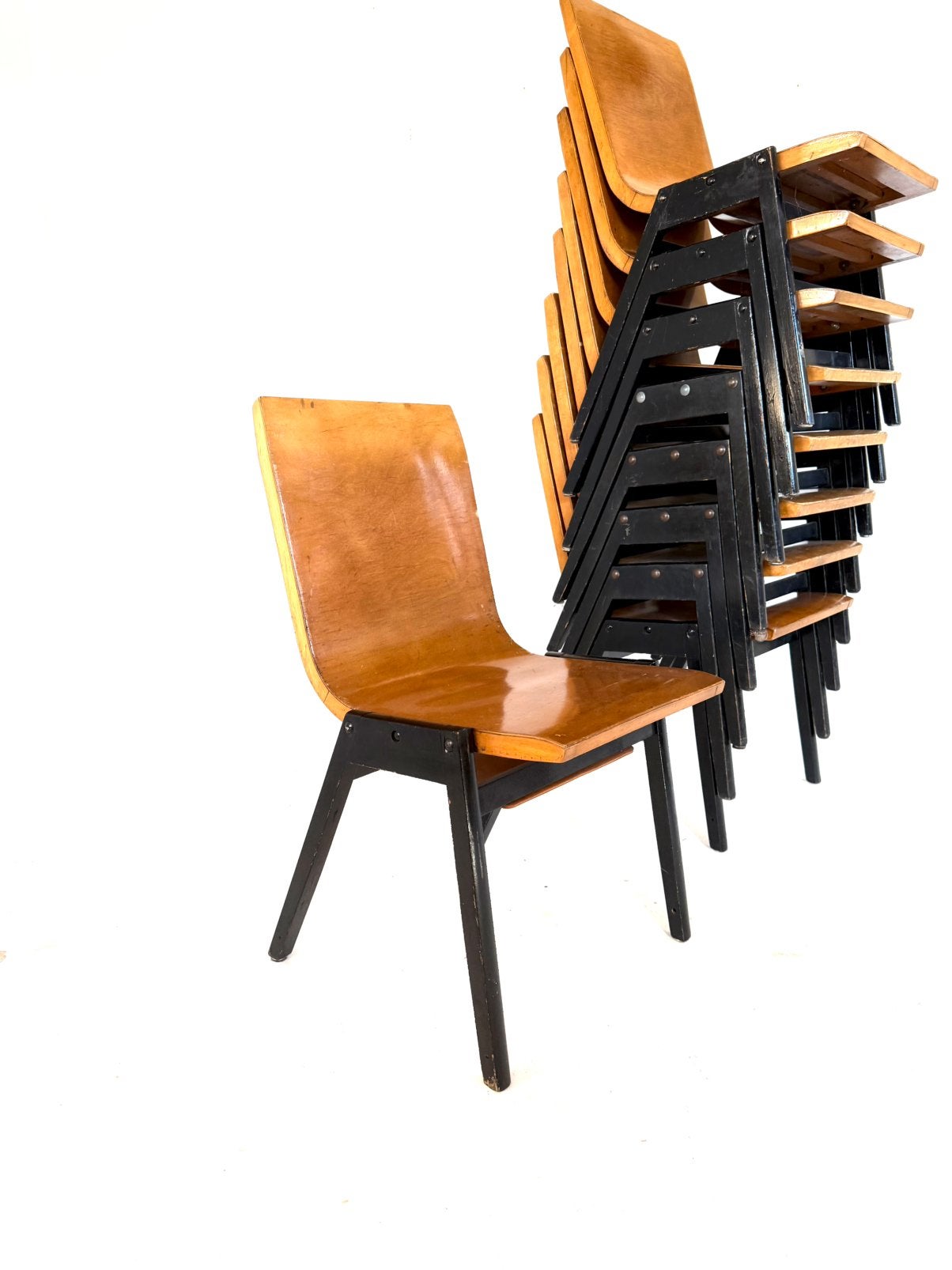 Partij van 10x multiplex stapelstoel, Roland Rainer ‘50, Roland Rainer, Roland Rainer, Ophalen of Verzenden, Zo goed als nieuw