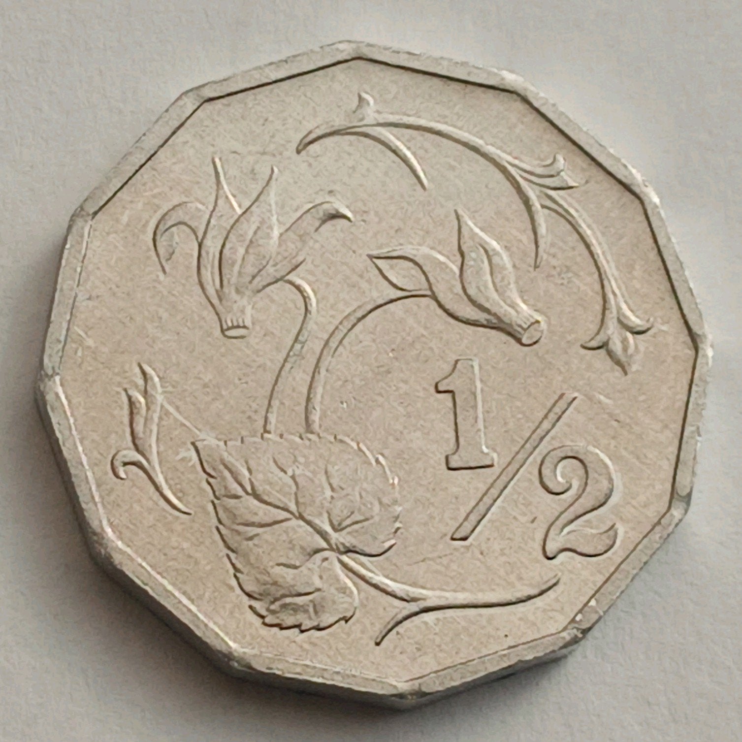 Cyprus 1/2 Cent 1983 Prachtige Oude Vintage Munt Bloem, Ophalen of Verzenden, Overige landen