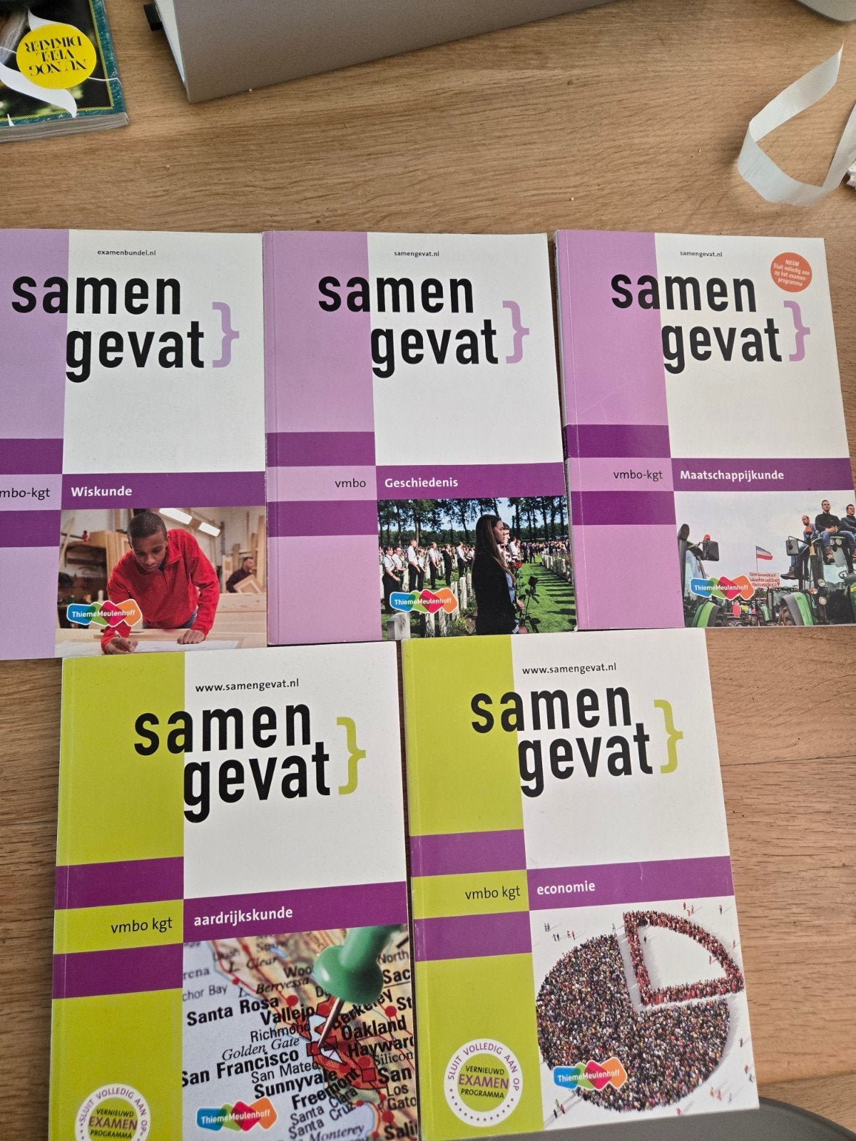 Samengevat vmbo Examenbundels (Wiskunde, Geschiedenis, et, Boeken, Schoolboeken, Ophalen of Verzenden, Zo goed als nieuw, VMBO