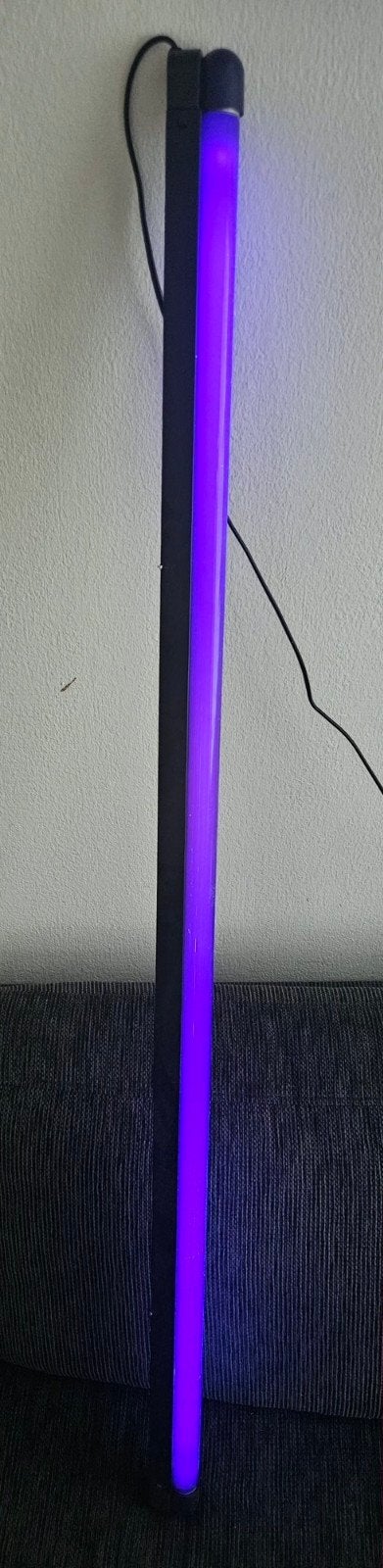 Blacklight 124cm - Zo goed als nieuw, Ophalen, Overige merken, Kunststof, Zwart