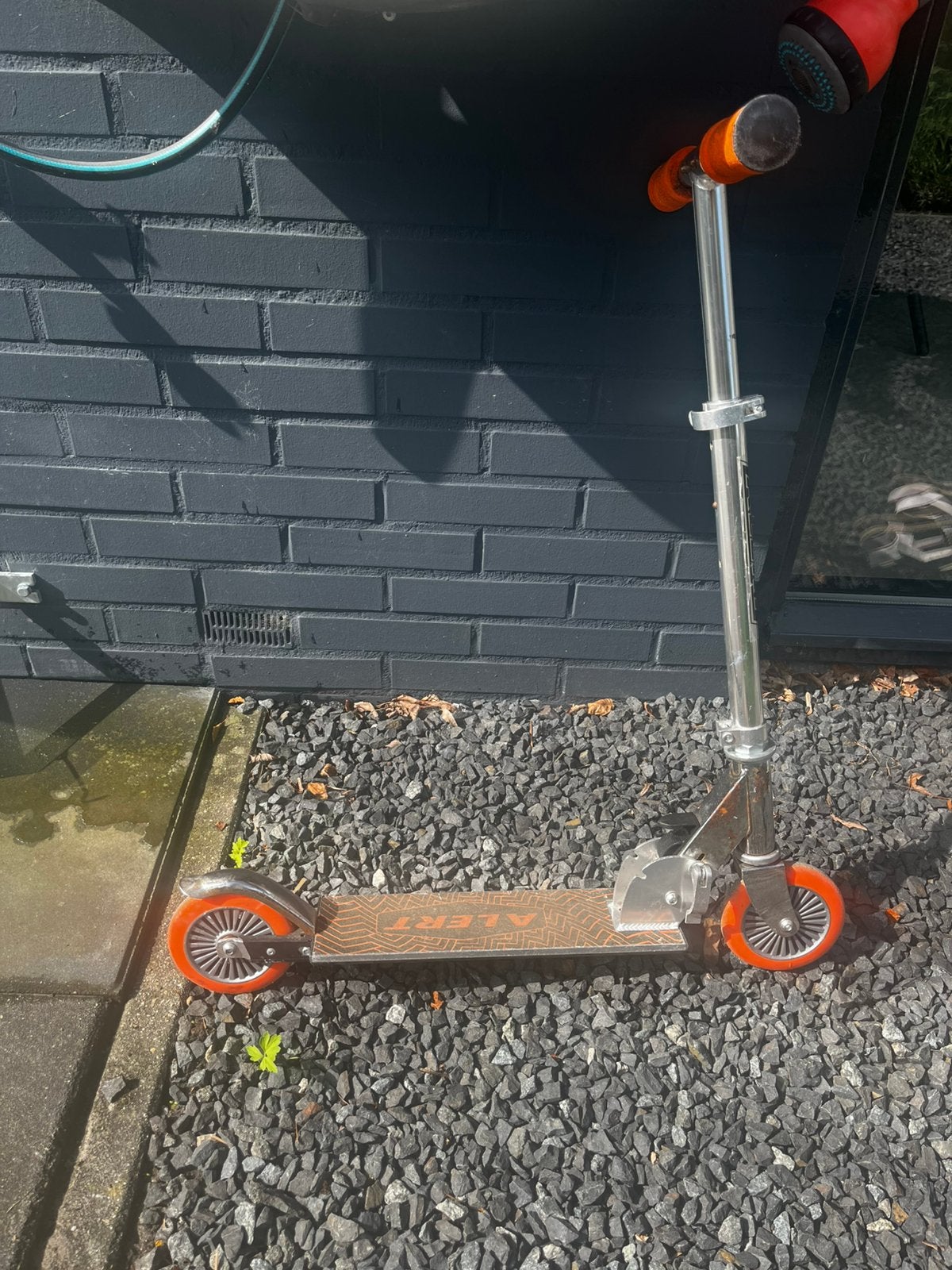 Step Alert met oranje wielen, Fietsen en Brommers, Ophalen, Gebruikt, Gewone step