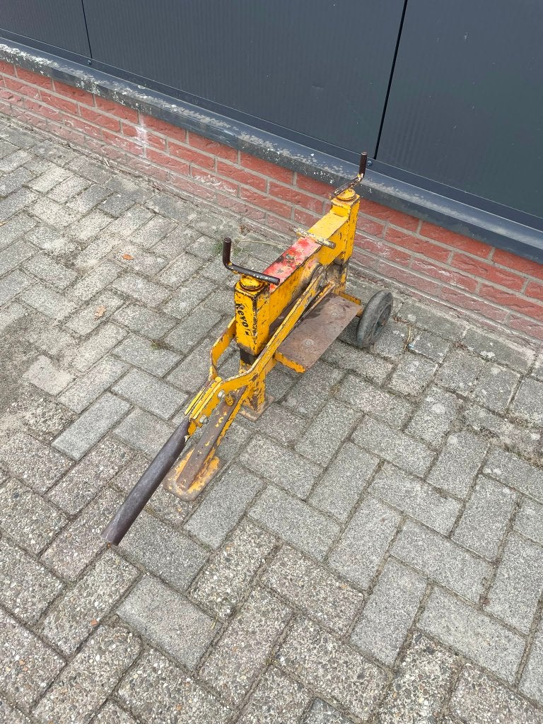 Stenenknipper, Ophalen, Gebruikt
