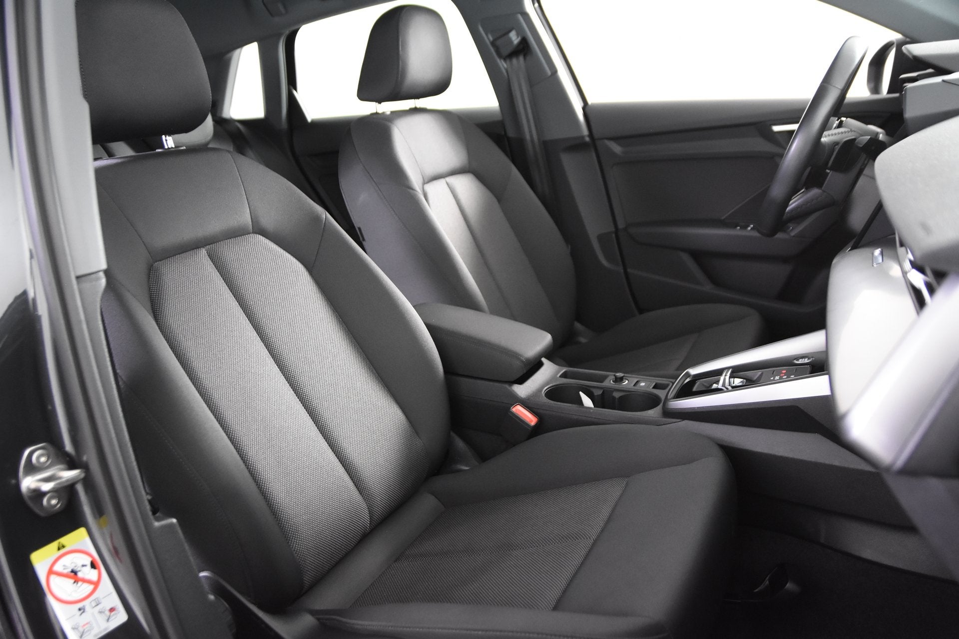 Audi A3 Sportback 40 TFSI e *1ste Eigenaar*Navigatie*PDC*, Auto's, Audi, Stof, Gebruikt, Euro 6, 4 cilinders