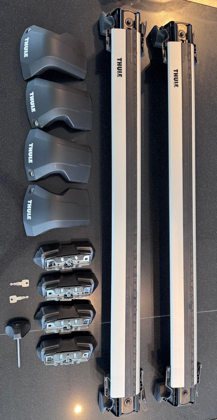 Thule WingBar Edge | BMW i4 vanaf 2022 | Fixpoints, Auto diversen, Ophalen, Zo goed als nieuw