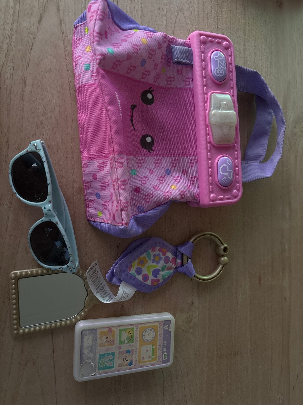 Fisher-Price speelset met tas, telefoon en zonnebril, Kinderen en Baby's, Ophalen of Verzenden, Gebruikt, Speelset, Met licht