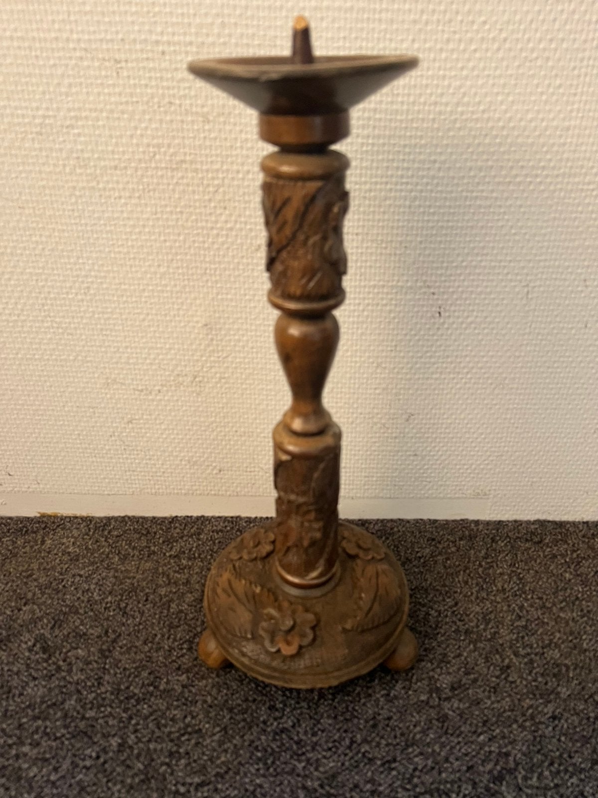 Oude Vintage Houten bewerkte KANDELAAR 3 pootjes 40 cm hoog, Ophalen of Verzenden, Overige materialen
