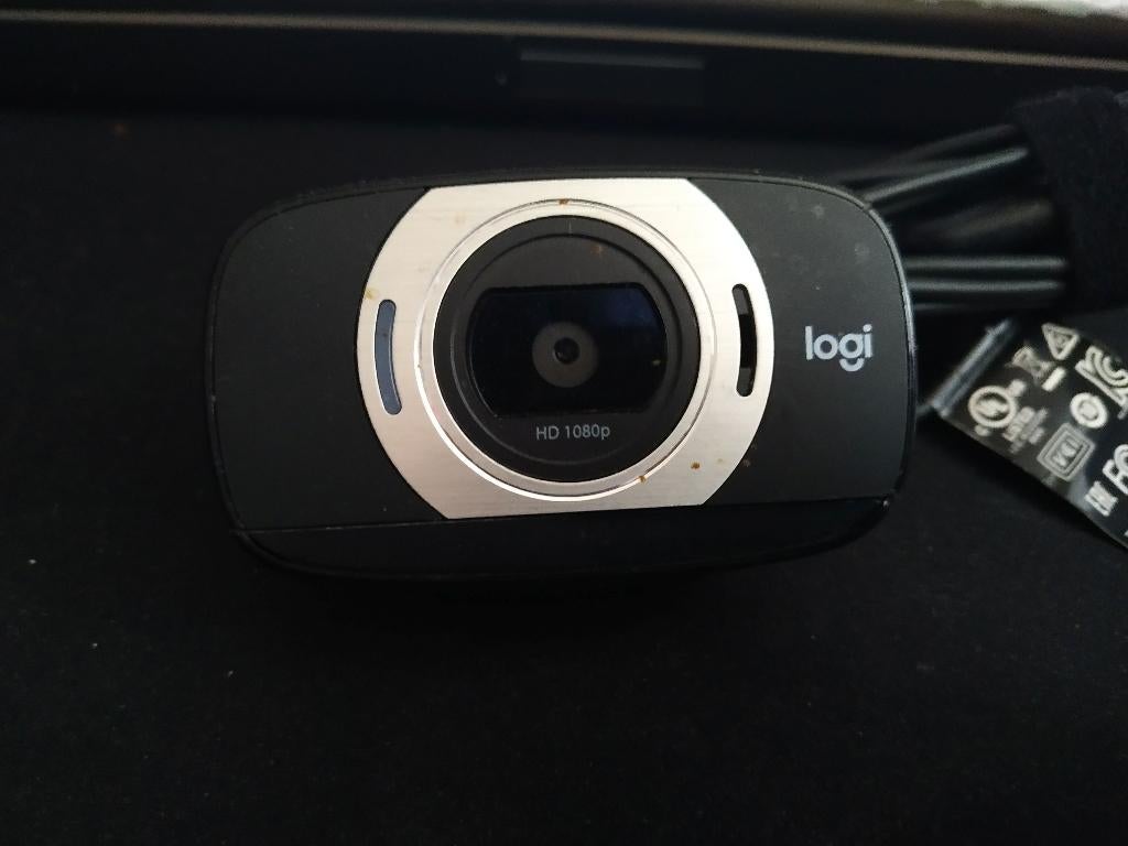 Logitech V-U0027 USB HD Webcam 1080p, Computers en Software, Webcams, IOS, Ophalen of Verzenden, Zo goed als nieuw, Monitorclip