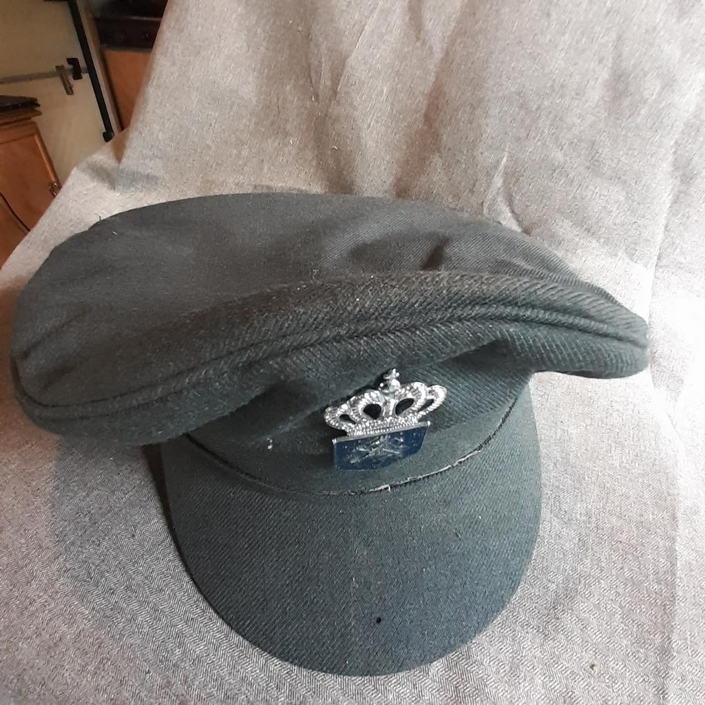 Nederlandse vintage douane pet met embleem, Verzamelen, Ophalen of Verzenden