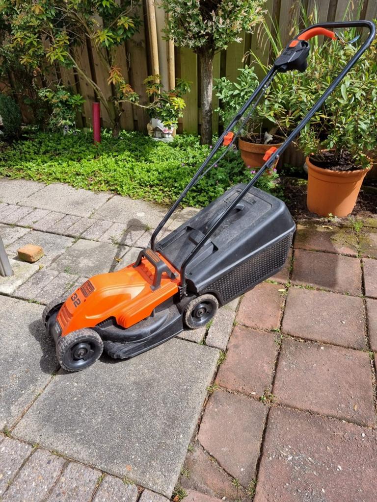 Elektrische grasmaaier, Tuin en Terras, Grasmaaiers, Zo goed als nieuw, Ophalen