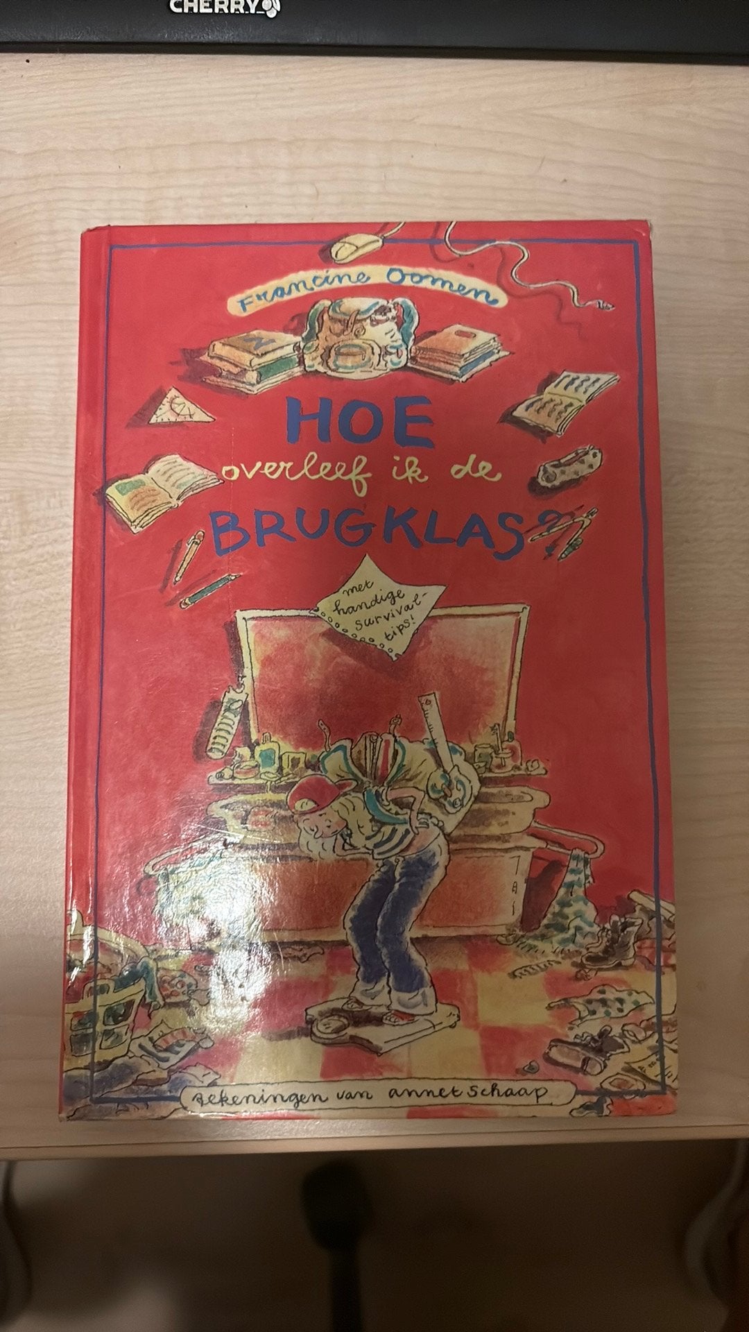 Francine Oomen - Hoe overleef ik de brugklas?, Boeken, Fictie algemeen, Francine Oomen, Ophalen of Verzenden, Zo goed als nieuw