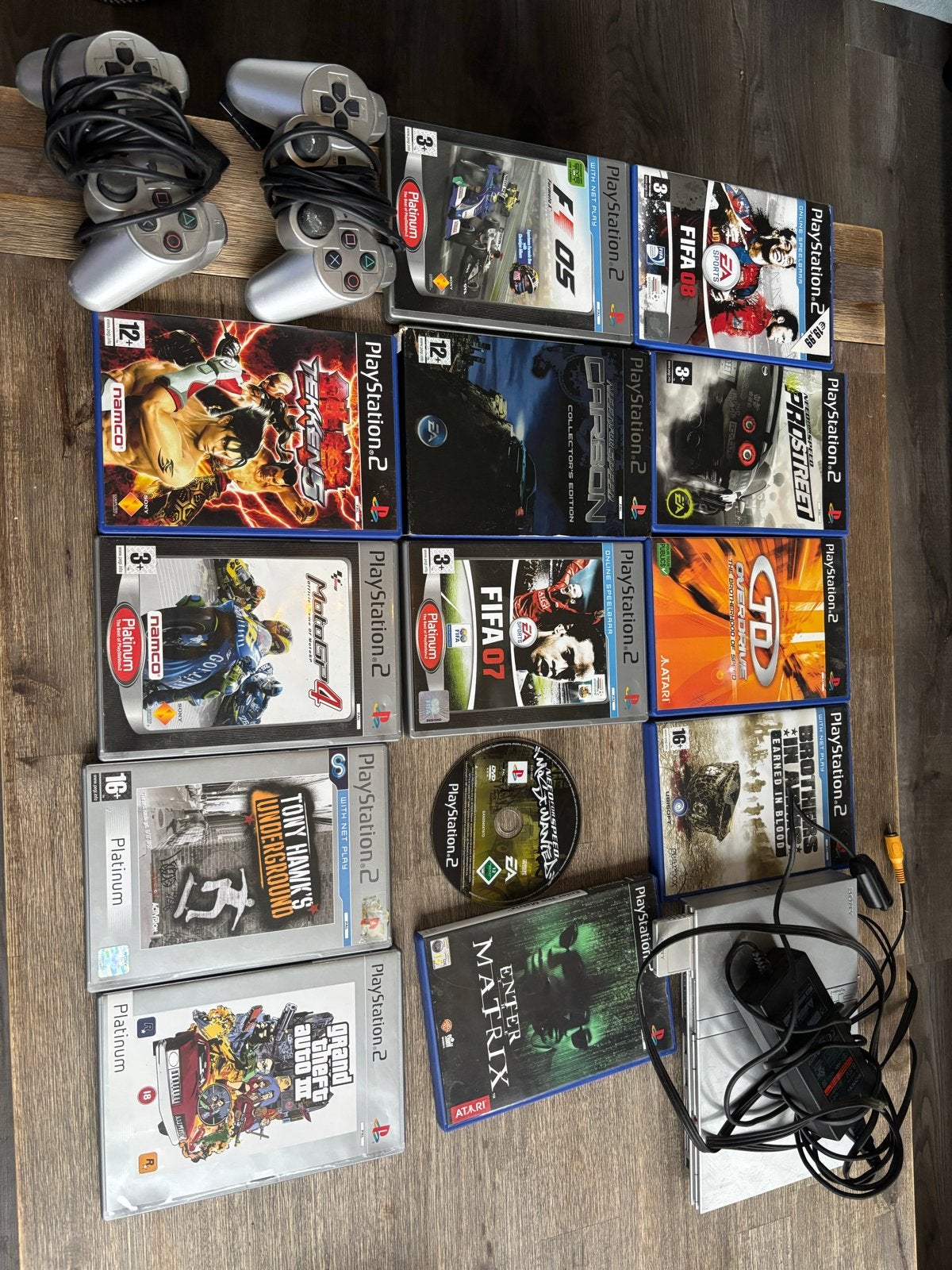Sony PlayStation 2 Slim met games en 2 controllers, Verzenden, Met 2 controllers, Zilver, Slim