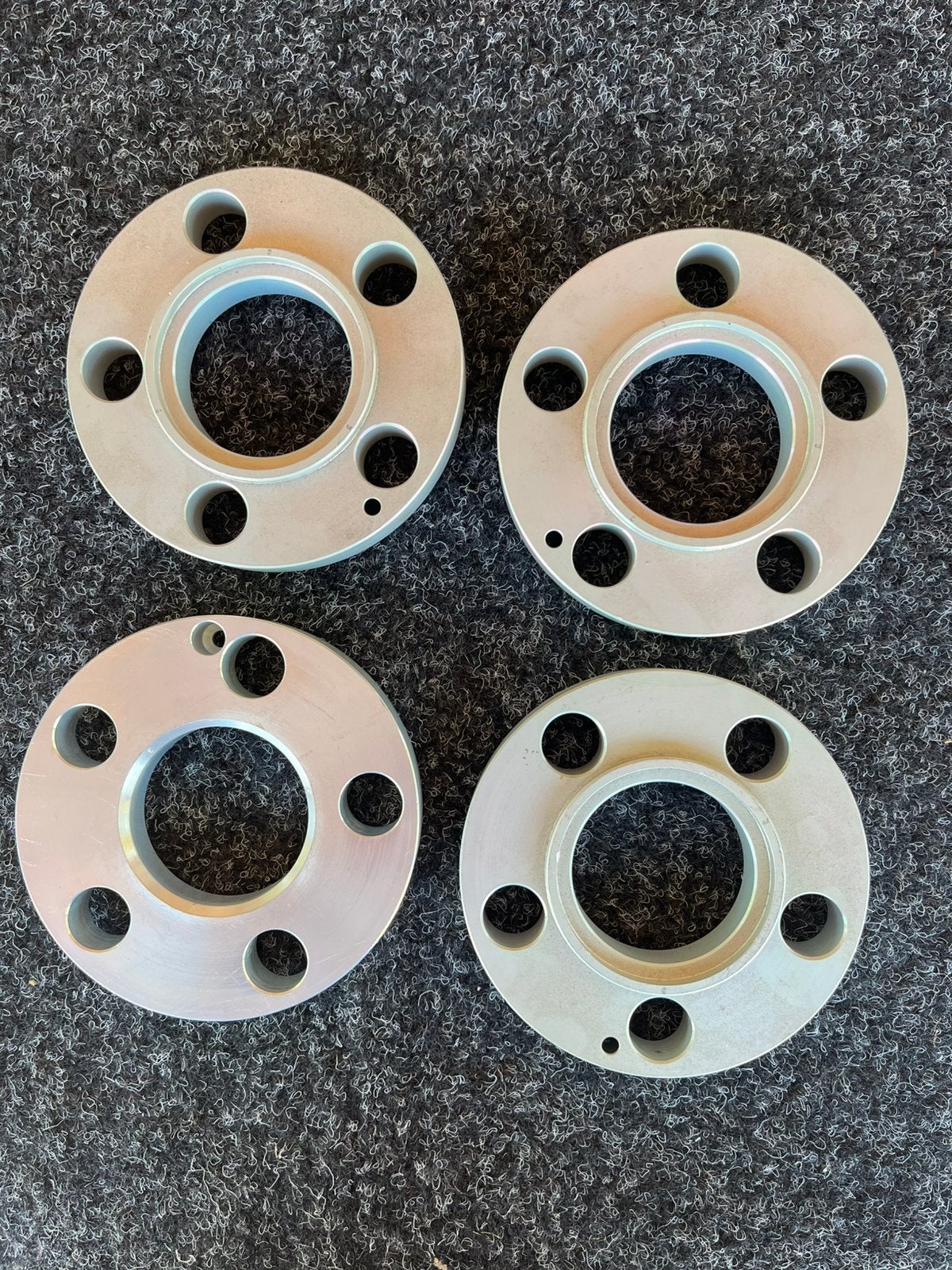 Nieuwe 20mm brabus spoorverbreders, Auto diversen, Wieldoppen, Ophalen of Verzenden, Nieuw