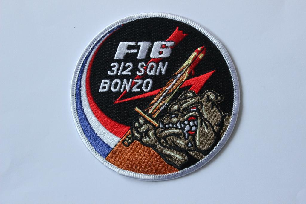 swirl 312  sqn  rnlaf  diameter  10,5  cm, Verzenden, Zo goed als nieuw, Patch, Badge of Embleem