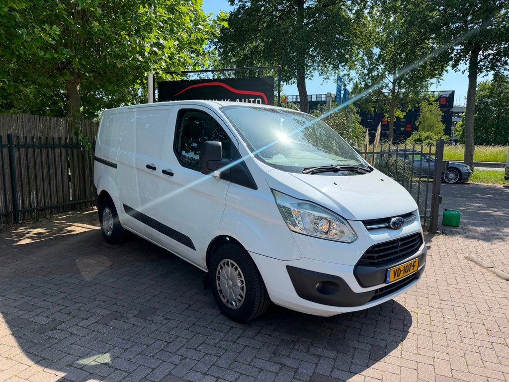 Ford Transit Custom 270 2.2 TDCI L1H1 Nav Airco 3Pers Cruise, Voorwielaandrijving, Gebruikt, 4 cilinders, Origineel Nederlands