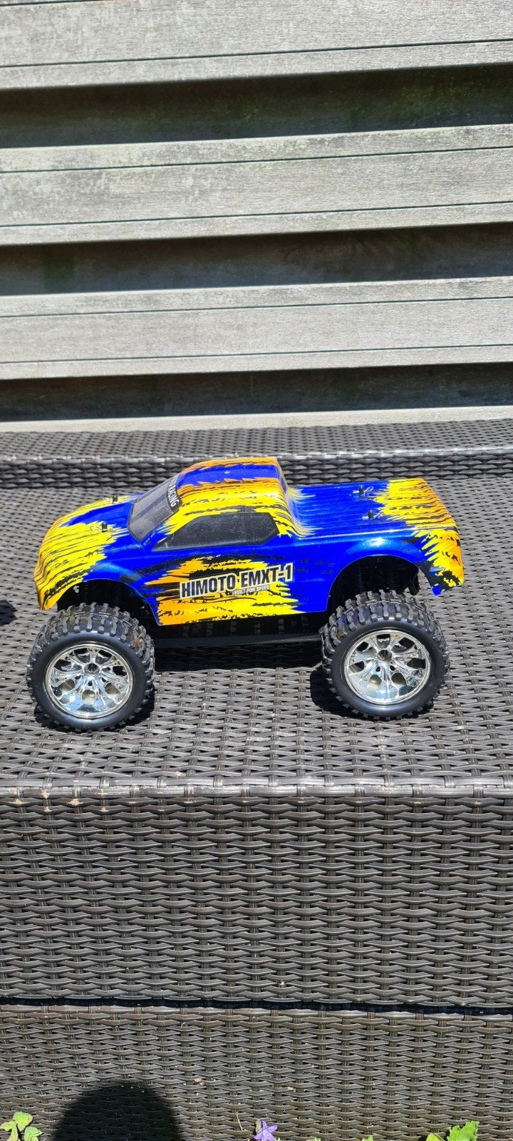 Himoto EMXT-1 RC auto met Hobbywing 1060 en upgrades, Hobby en Vrije tijd, Modelbouw | Radiografisch | Auto's, Elektro, Gebruikt
