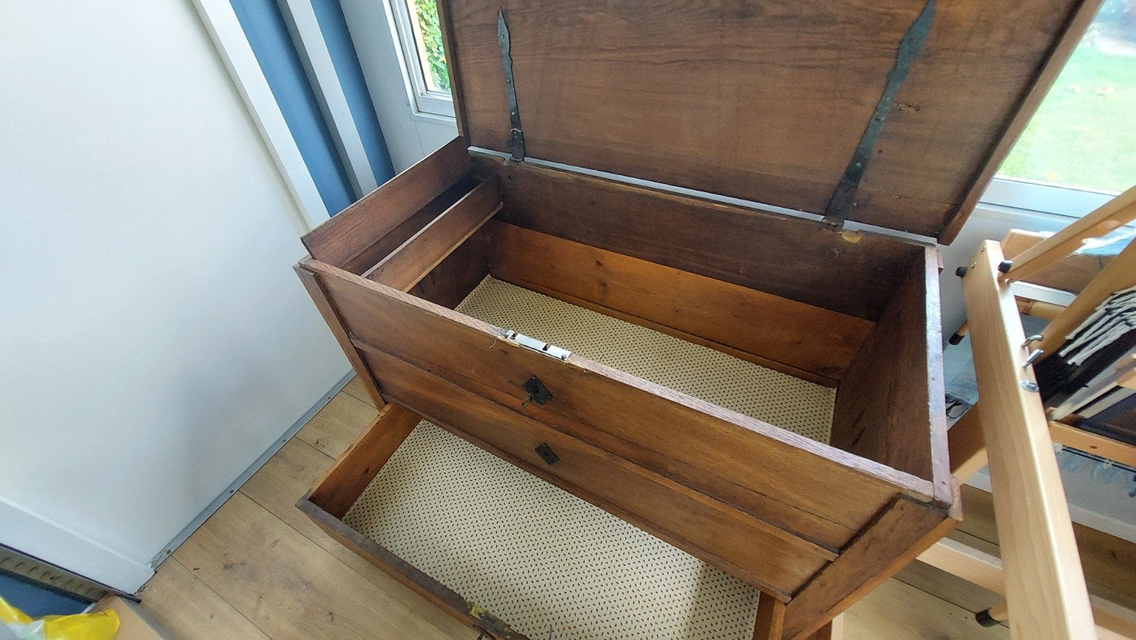 Antieke houten kist met lade, Ophalen, 50 – 75, Gebruikt, 100 tot 150 cm