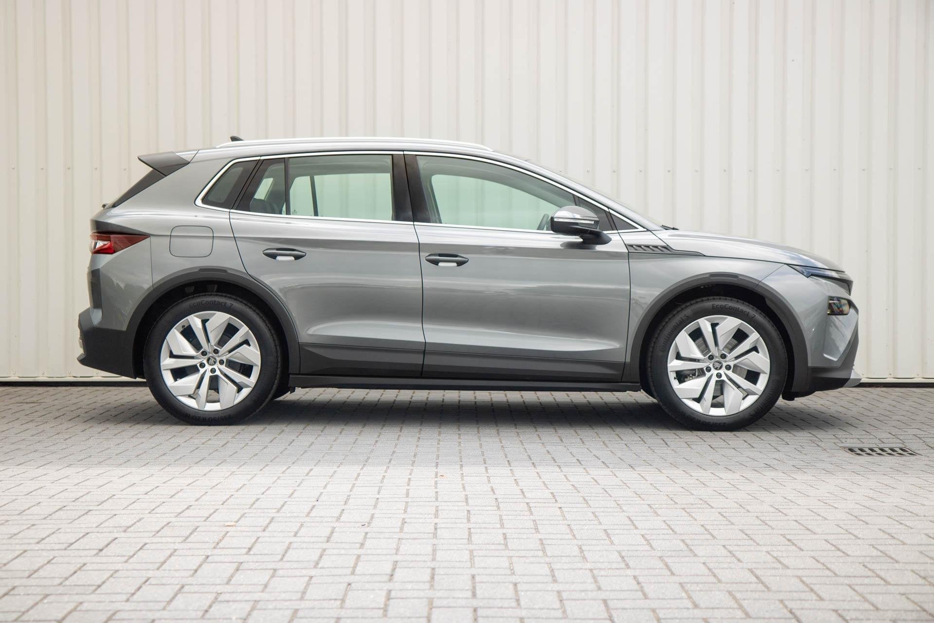 Skoda Elroq 60 204pk Business Edition | Trekhaak | Adaptive, Auto's, Automaat, 12 maanden, Gebruikt, Leder en Stof